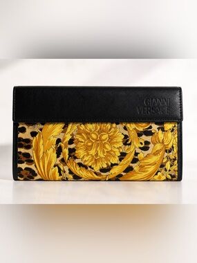 GIANNI VERSACE Baroque Leopard Print Wallet Gold Black Vintage